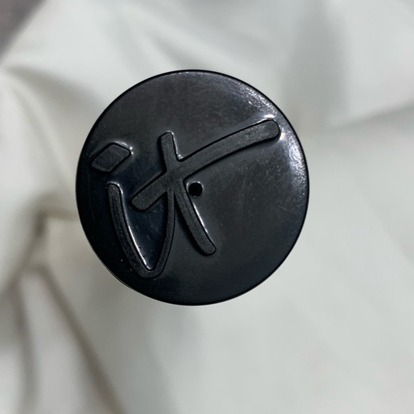 IT Cosmetics
Heavenly Luxe Makeup Brush #7 - Picture 7 of 8